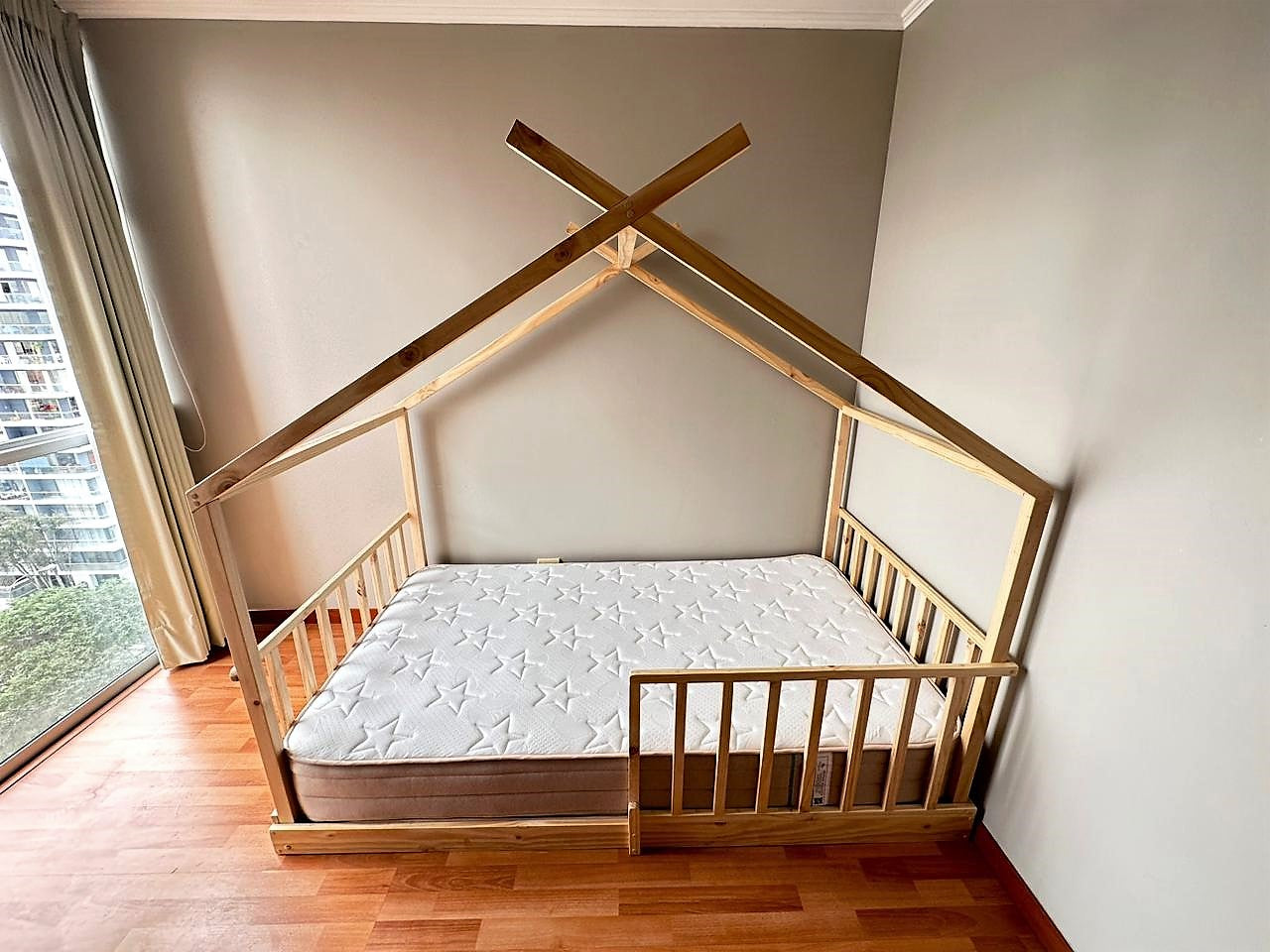 Cama casa Montessori Modelo "Shakira"  Plaza, plaza y media y dos plazas