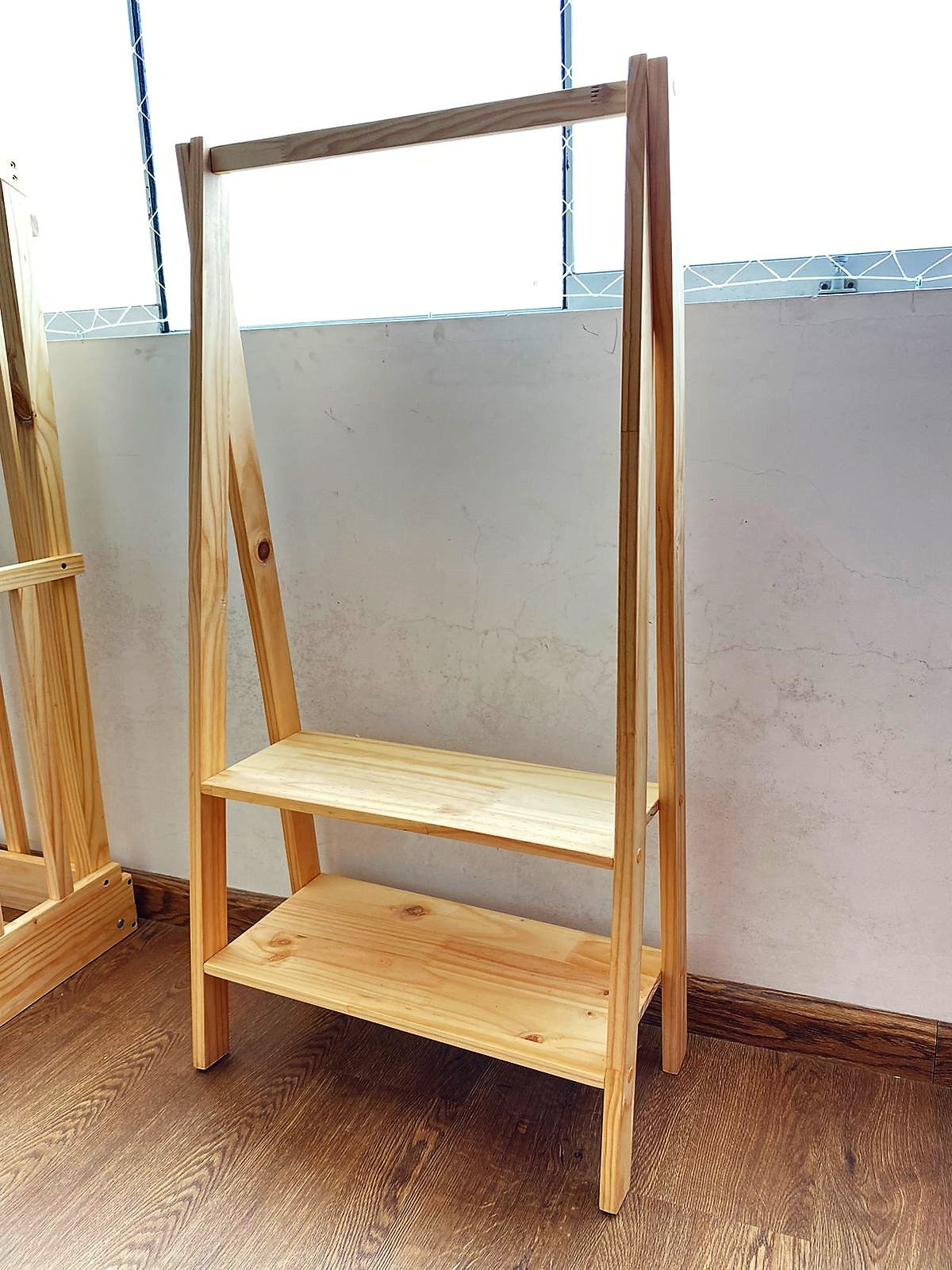Ropero Montessori modelo "Luciana"