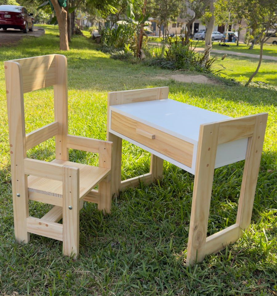 Escritorio Infantil Evolutivo Montessori con Silla – 3 Niveles de Altura | Madera Pino y Melamina