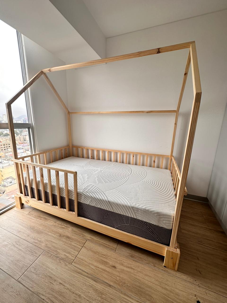 Cama casa Montessori Modelo "Nay"  Plaza, plaza y media y dos plazas