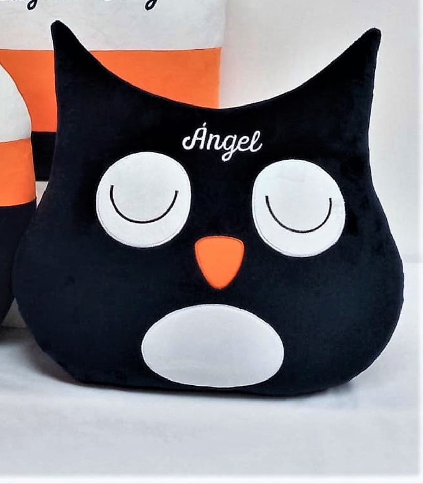 Cojín Hipoalergénico Lechuza (Personalizado a pedido)