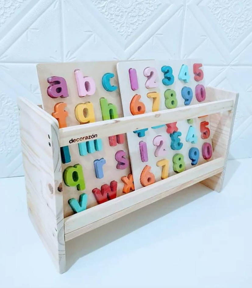 portacuentos en madera