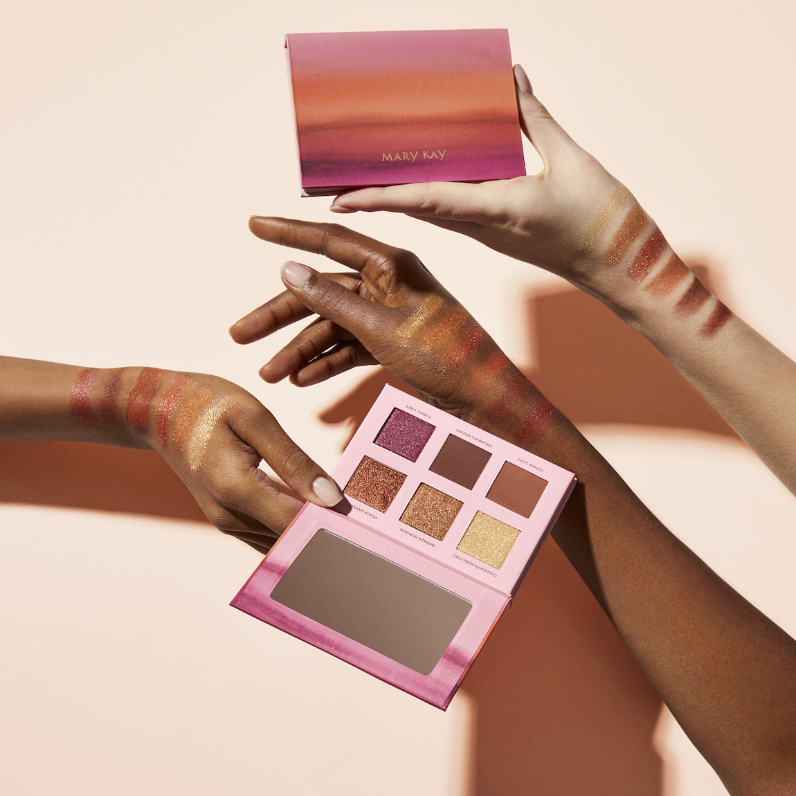 Paleta de Sombras para Ojos en Tonos Cálidos Mary Kay edición limitada