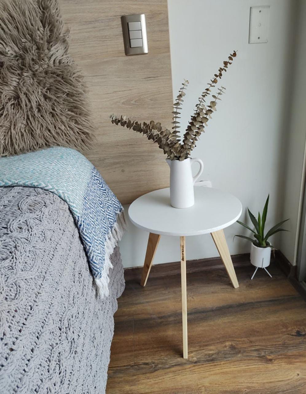 Mesa nórdica (Tablero color blanco)