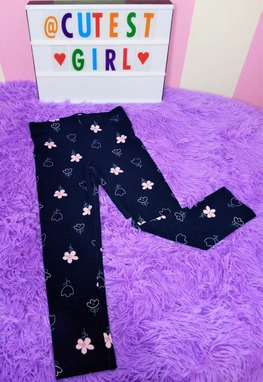 Leggings de flores grandes, Talla 4T.