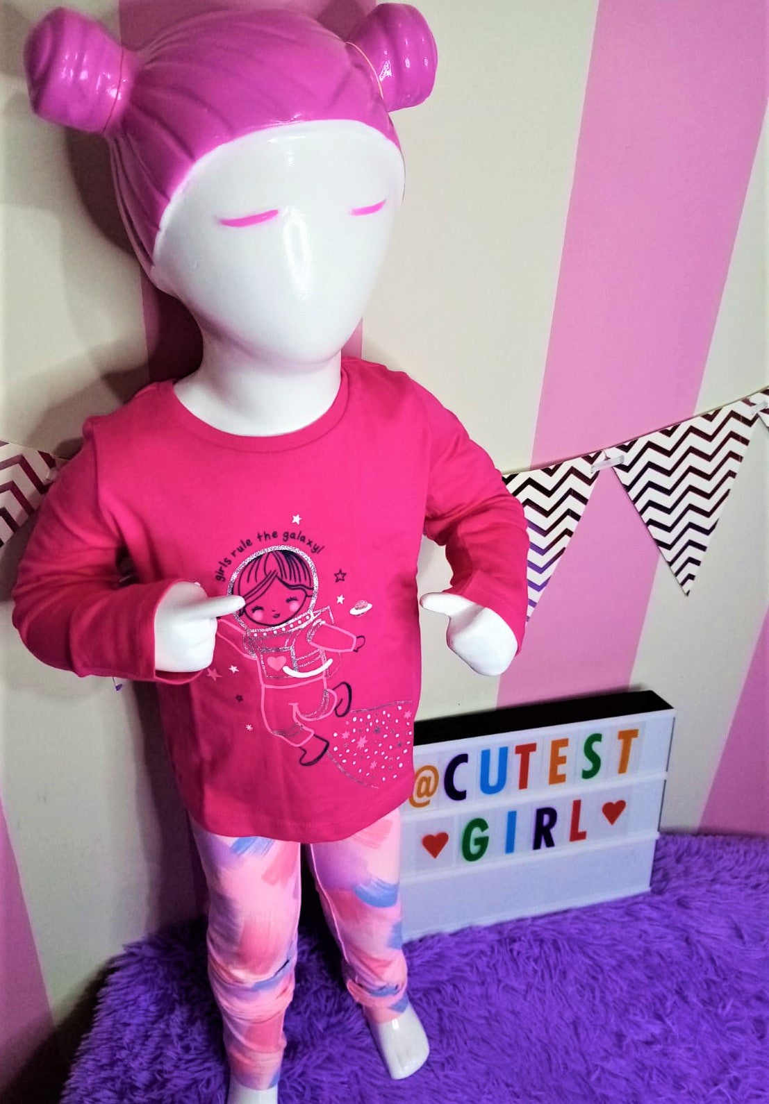 Camiseta de jersey - Astronauta brillante. Talla 18M