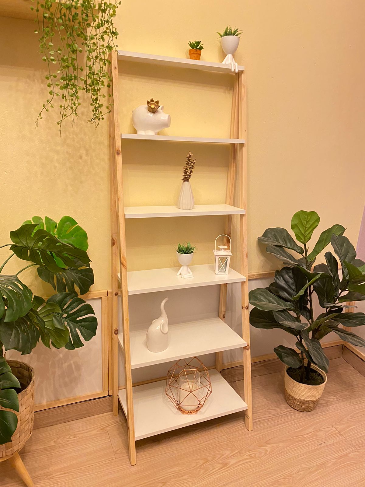 Estante escalera "Elegant" en pino y melamina