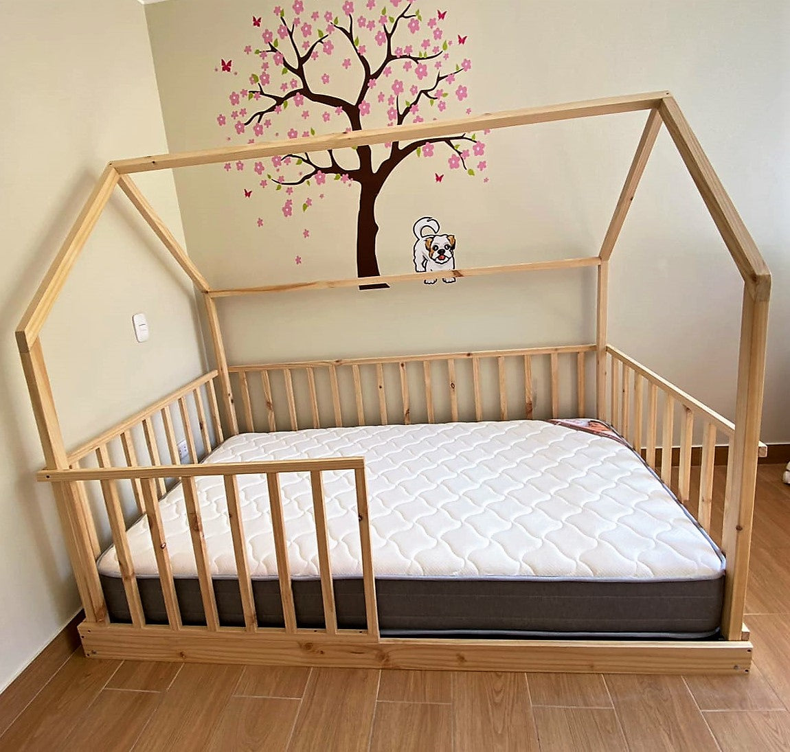 cama montessori casita peru