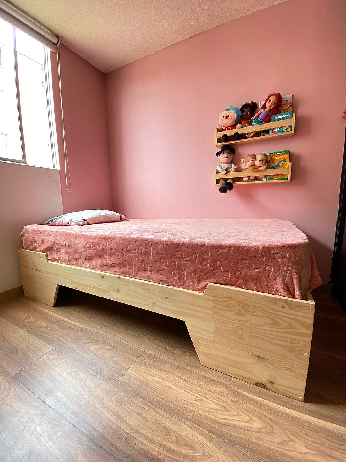 Cama Montessori Minimalista y Evolutiva Modelo "Fabiana" Plaza, plaza y media y dos plazas