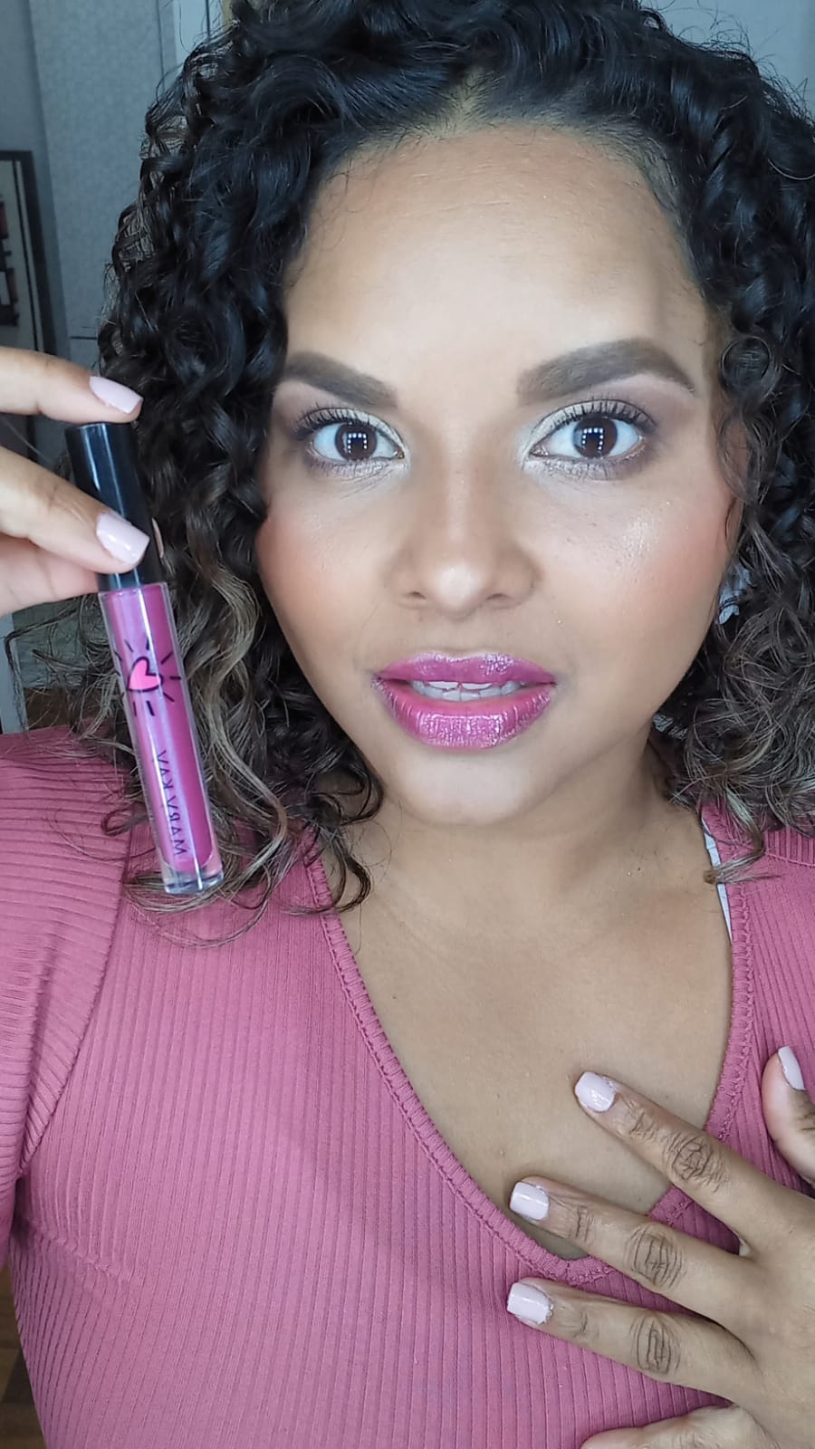 Brillo Labial Unlimated Edición especial Hopeful Lilac