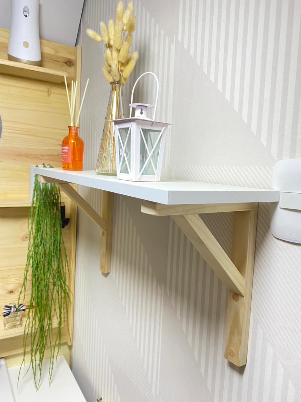 Repisa en pino y melamina "Glamour"