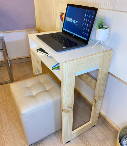 Escritorio minimalista compacto de madera de pino con melamina modelo Mariana para espacios pequeños