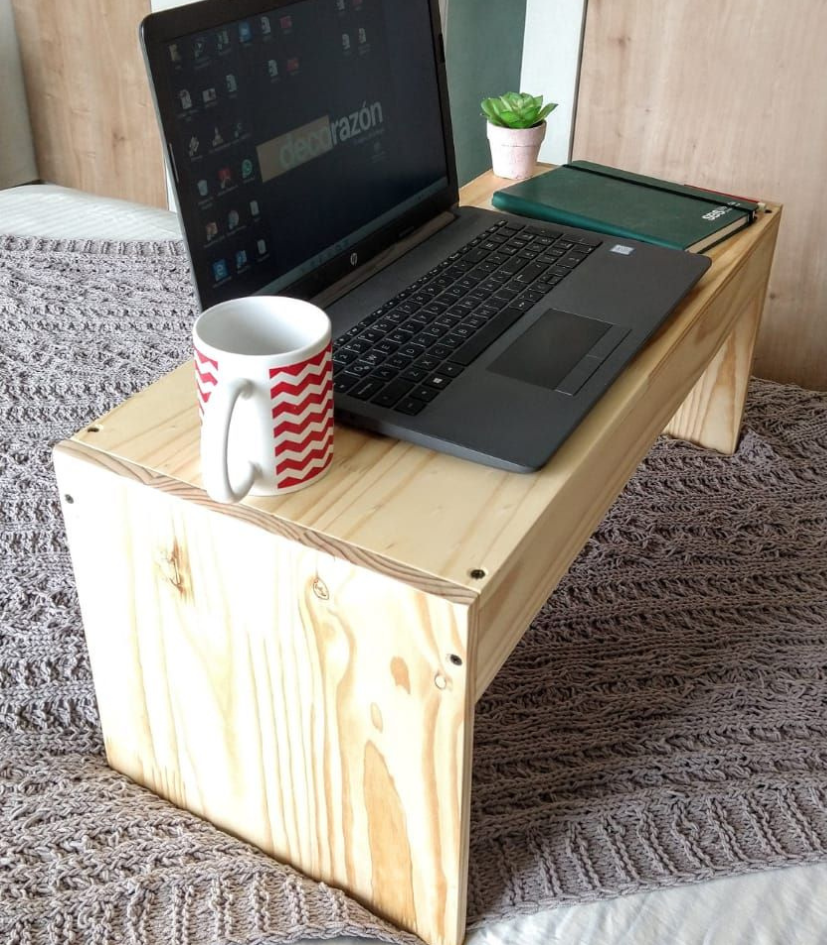 Mesa portátil para laptop de madera pino natural ideal para cama o sofá