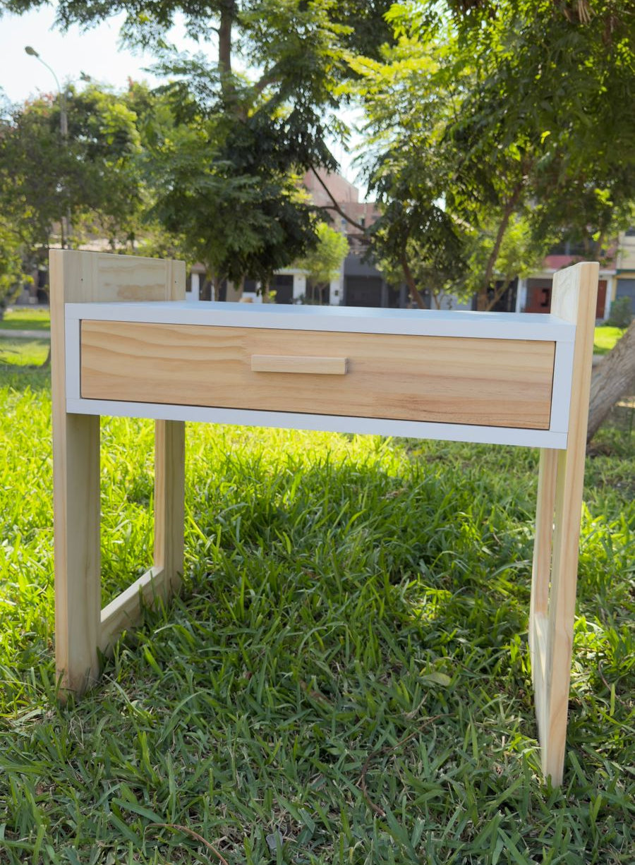 escritorio y silla infantil ajustable 3 niveles altura niños 2 a 8 años muebles montessori peru