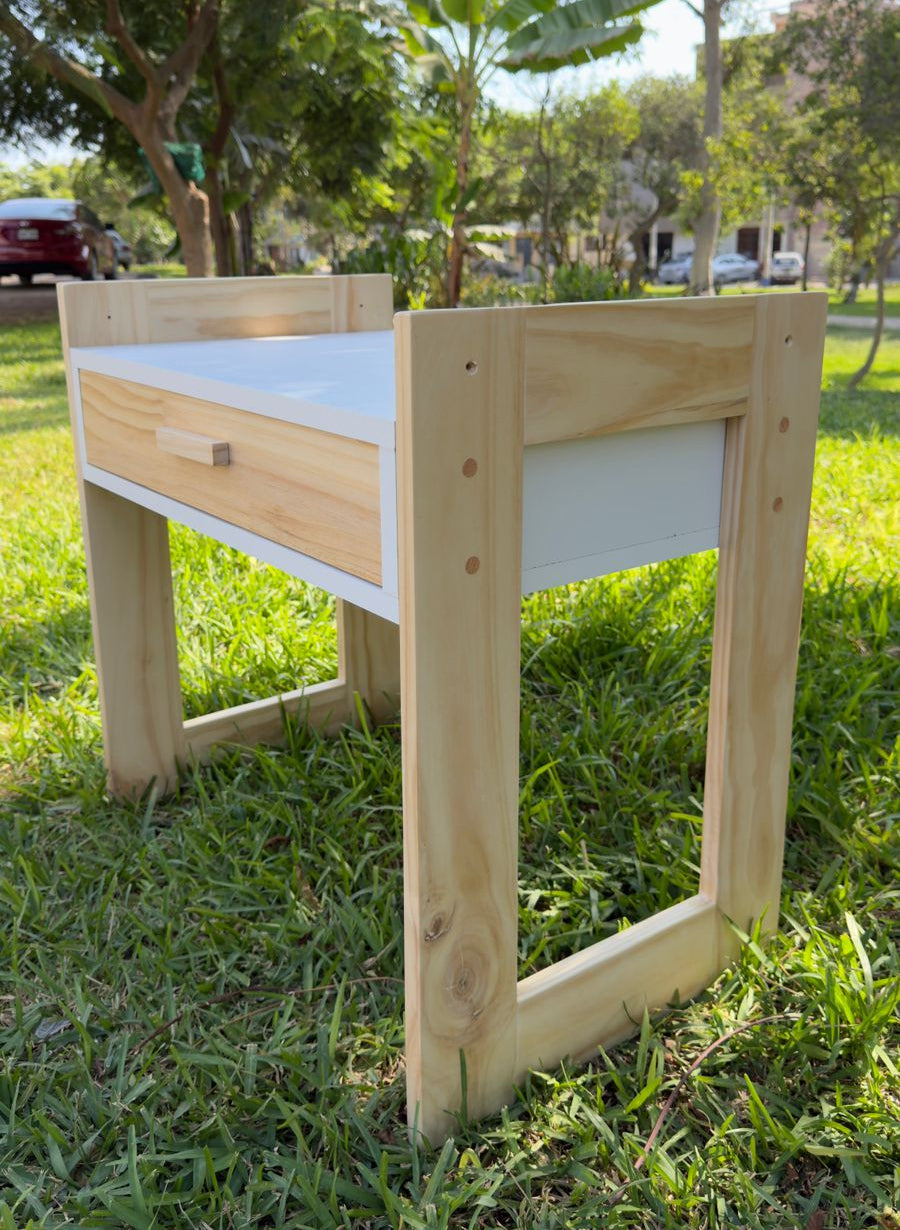 Escritorio Infantil Evolutivo Montessori con Silla – 3 Niveles de Altura | Madera Pino y Melamina