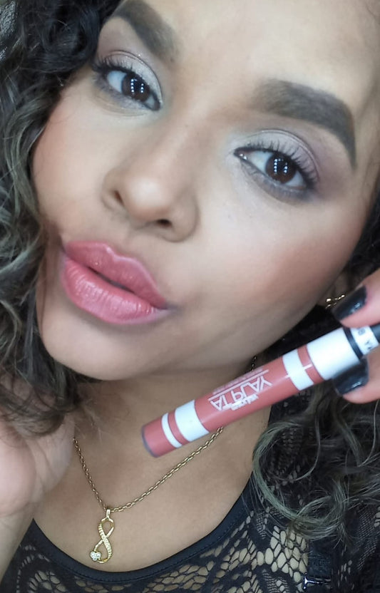 Labial Líquido Brilloso At Play Mary kay Dewy Nude